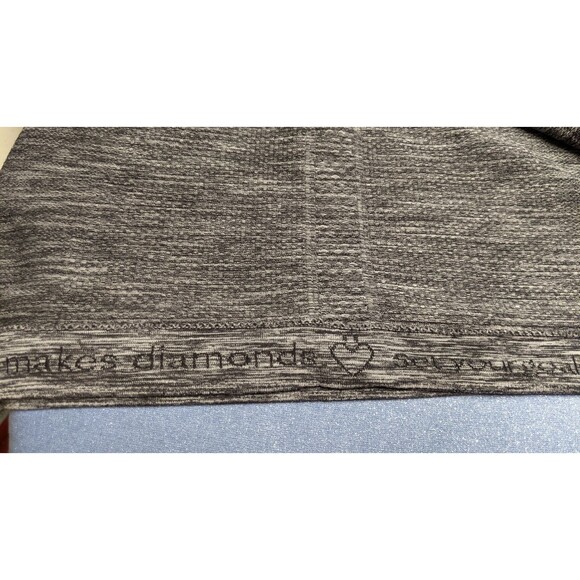 Women's Lululemon Swiftly Tech Short Sleeve Scoop Neck Top Fade White Black 6 - Picture 12 of 12